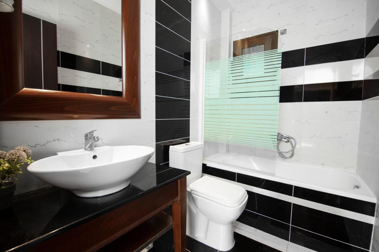4-You Residence Ayios Nikolaos Bagian luar foto